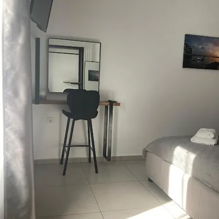 Evis House