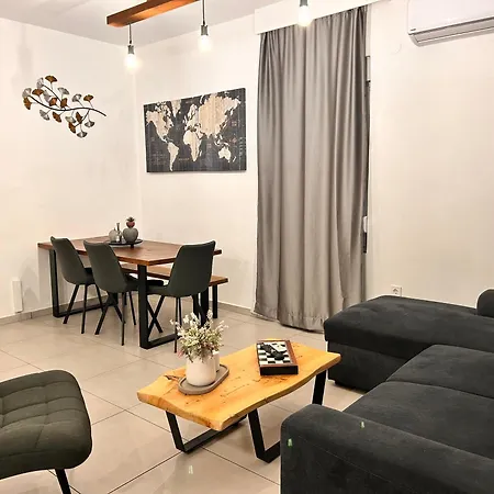 Evis House * Χανιά