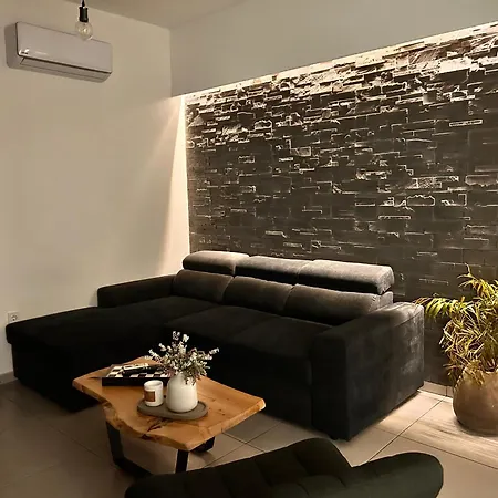 Evis House Ferienhaus *