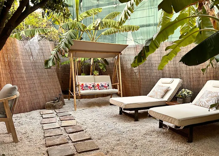 Semesterbostad Evis House *