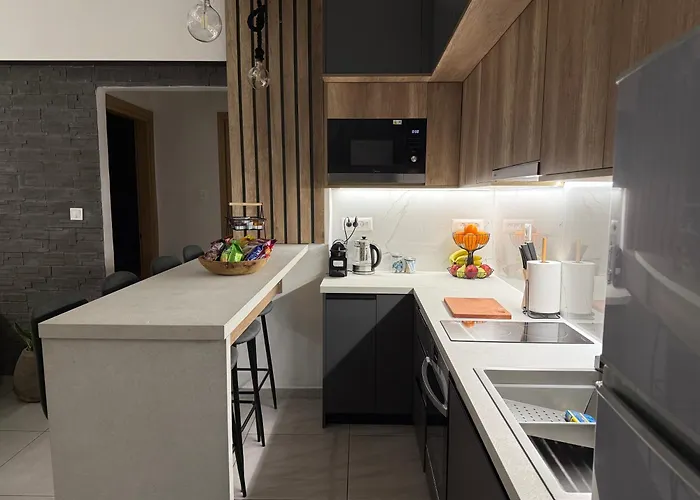 Evis House * La Canea