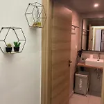 Будинок відпочинку Evis House