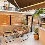 Evis House